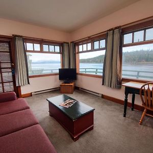 Queen Suite